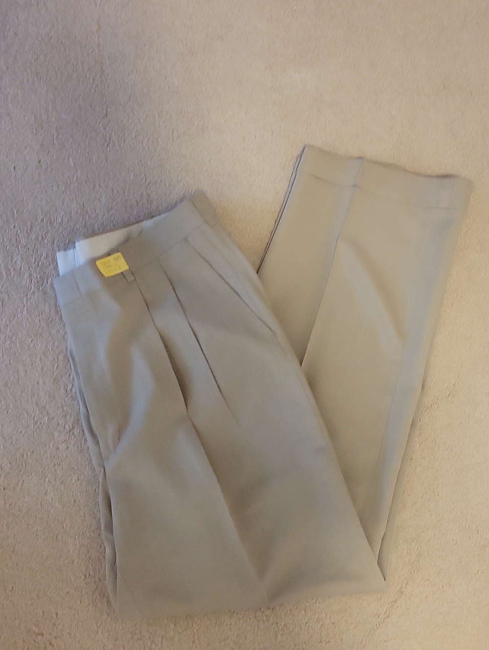 Haggar Men's Pleated Dress Pants in Light Tan